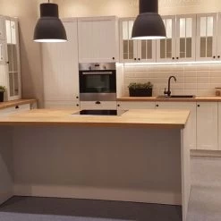 Große XXL Küche Küchenzeile Landhaus Individuell Stellbar Soft Close Lamelle