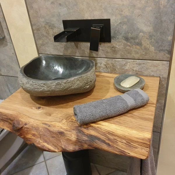 Waschtisch Eiche Holzplatte Massiv Holz Aufsatzbecken Naturkante Zuschnitt Geölt 4 Waschtisch Eiche Holzplatte Massiv Holz Aufsatzbecken Naturkante Zuschnitt Geölt – Bild 2