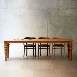 Jan Kurtz Drexler - Esstisch