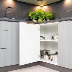 Kate - Moderne Küchenzeile Einbauküche Mit Geriffelten Fronten, 210 Cm, 5-teilig -Möbelhaus 531852620