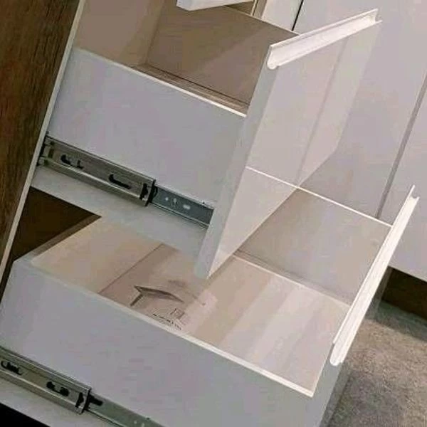 Weiße Küche Küchenzeile Glanz Grifflos - Soft Close - Individuell Stellbar 10 Weiße Küche Küchenzeile Glanz Grifflos - Soft Close - Individuell Stellbar – Bild 8